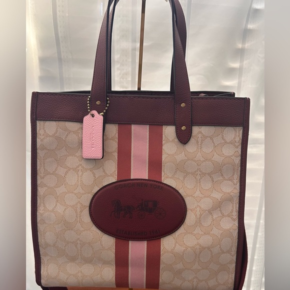 Coach Field Tote 30 Signature Jacquard with varsity stripes. - Picture 2 of 11